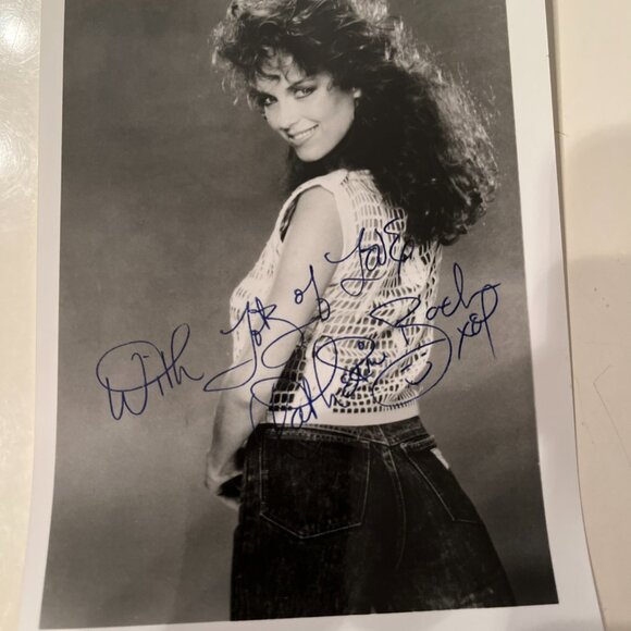 Catherine Bach Black And White 5x7 Picture (From Fan Club) - Picture 1 of 4